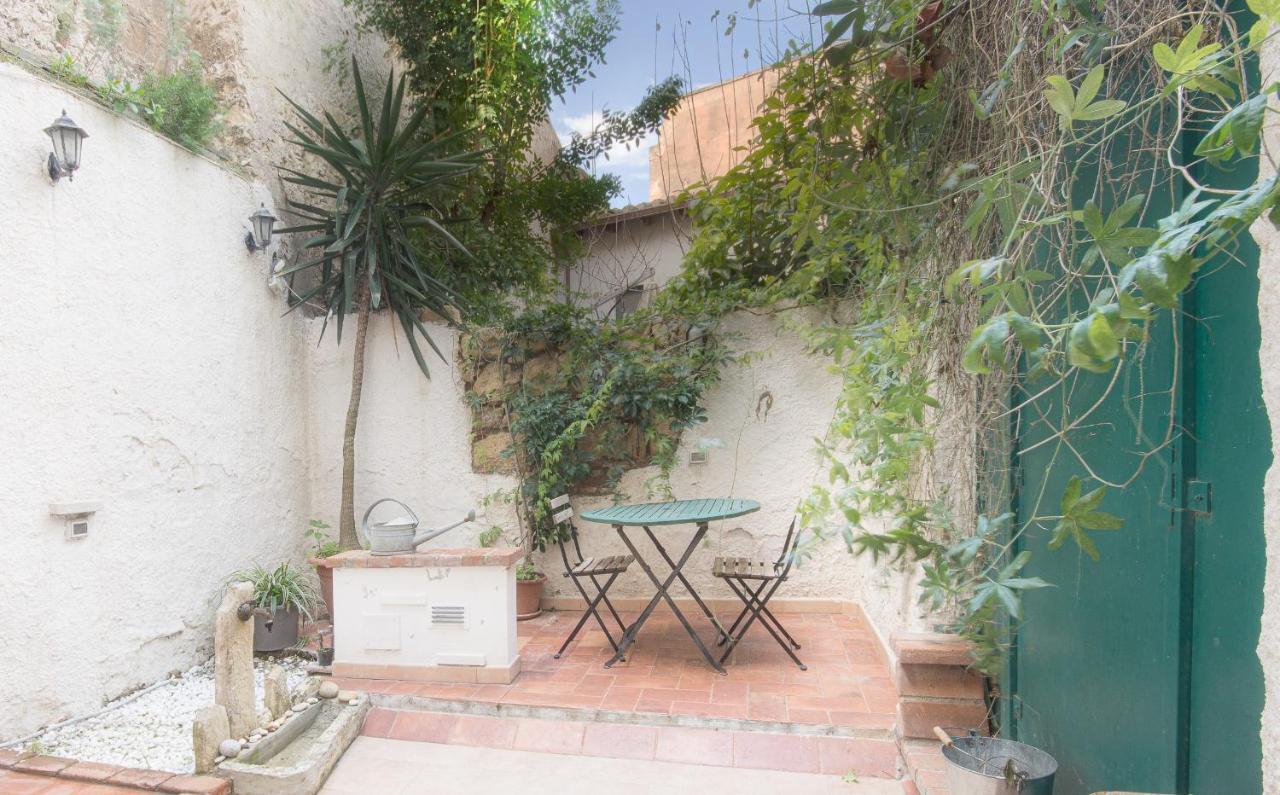 Right House - Small Garden In Old Town - Historical Castle District Cagliari Exterior photo